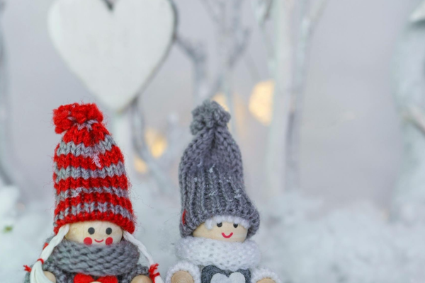 Spread Cheer: Simple Ways to Give Back