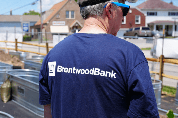 Brentwood Bank volunteer