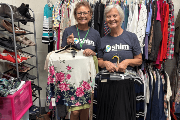 Clothing closet volunteers